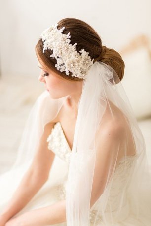 Элегантная лента с фатой