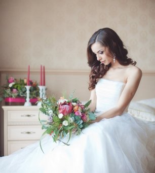 Букет невесты с протеей