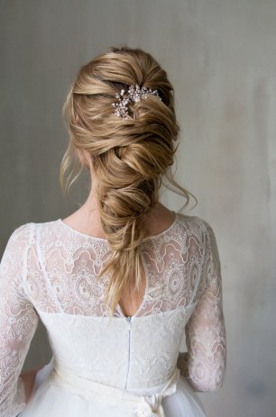 Современная греческая прическа