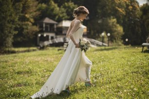 Невеста на прогулке