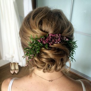 Прическа для невесты Насти