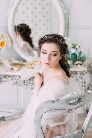 Утренние сборы невесты на свадьбу