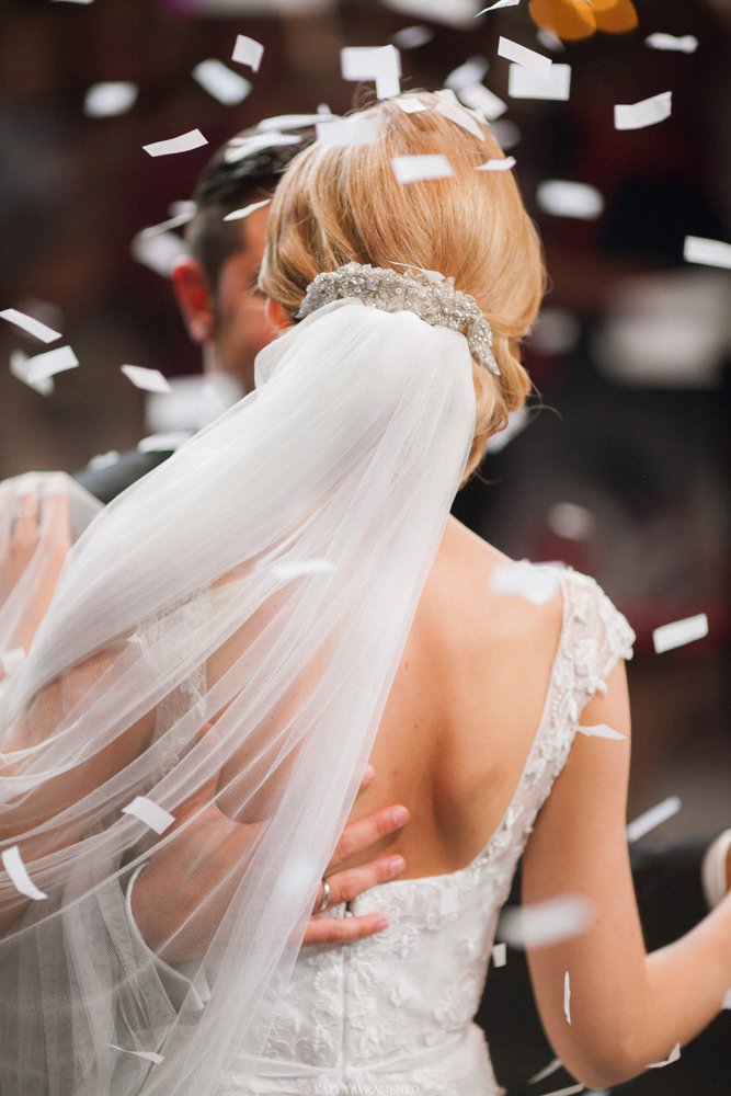 MUAH: Natalia Yastrebova
Wedding planner: Ajur Wedding
Photographer: Katya Avramenko 
Event design: Latte Decor