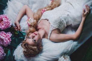 Невеста в образе Рапунцель