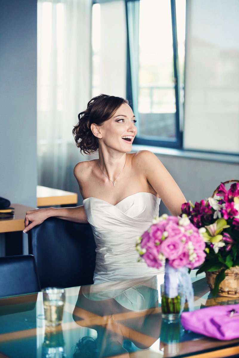 fiancée Julia