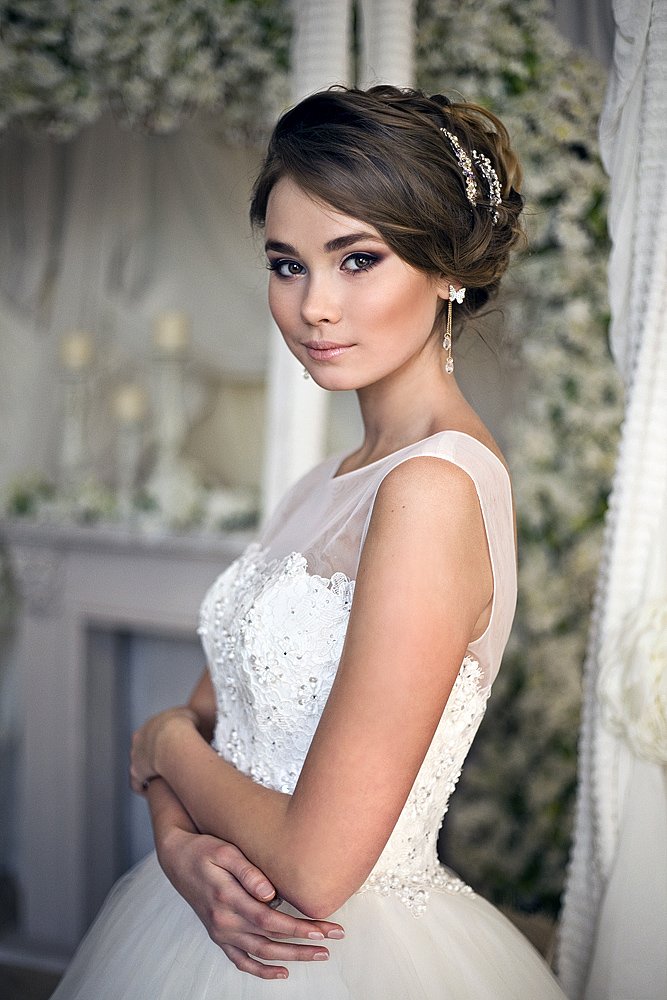 Прическа макияж на свадьбу красносельский