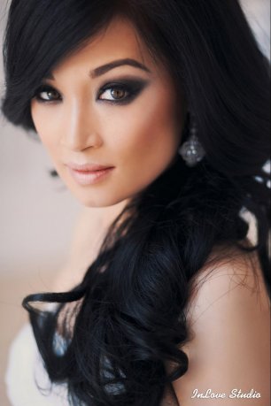 Черный смоки макияж