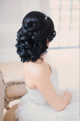 Прическа невесты