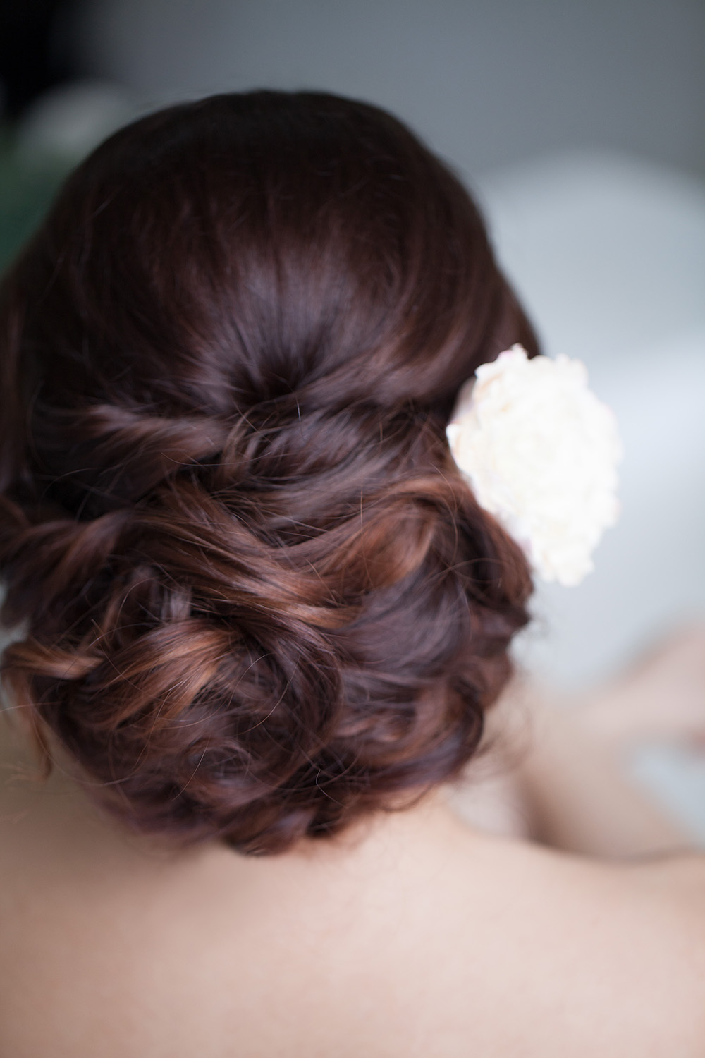 Низкий свадебный пучок