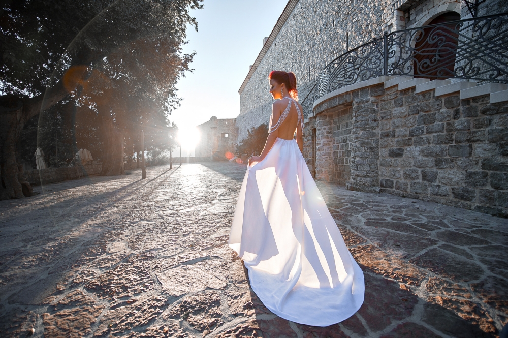 Фото: Сергей Азаров 
Организация: BOCHAROFF WEDDING 
Образ невесты: Надежда Князева
Помощь в организации в Черногории: Olga Baskova 