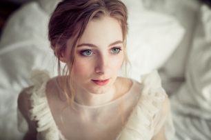 Свадебный образ с украшениями ручной работы