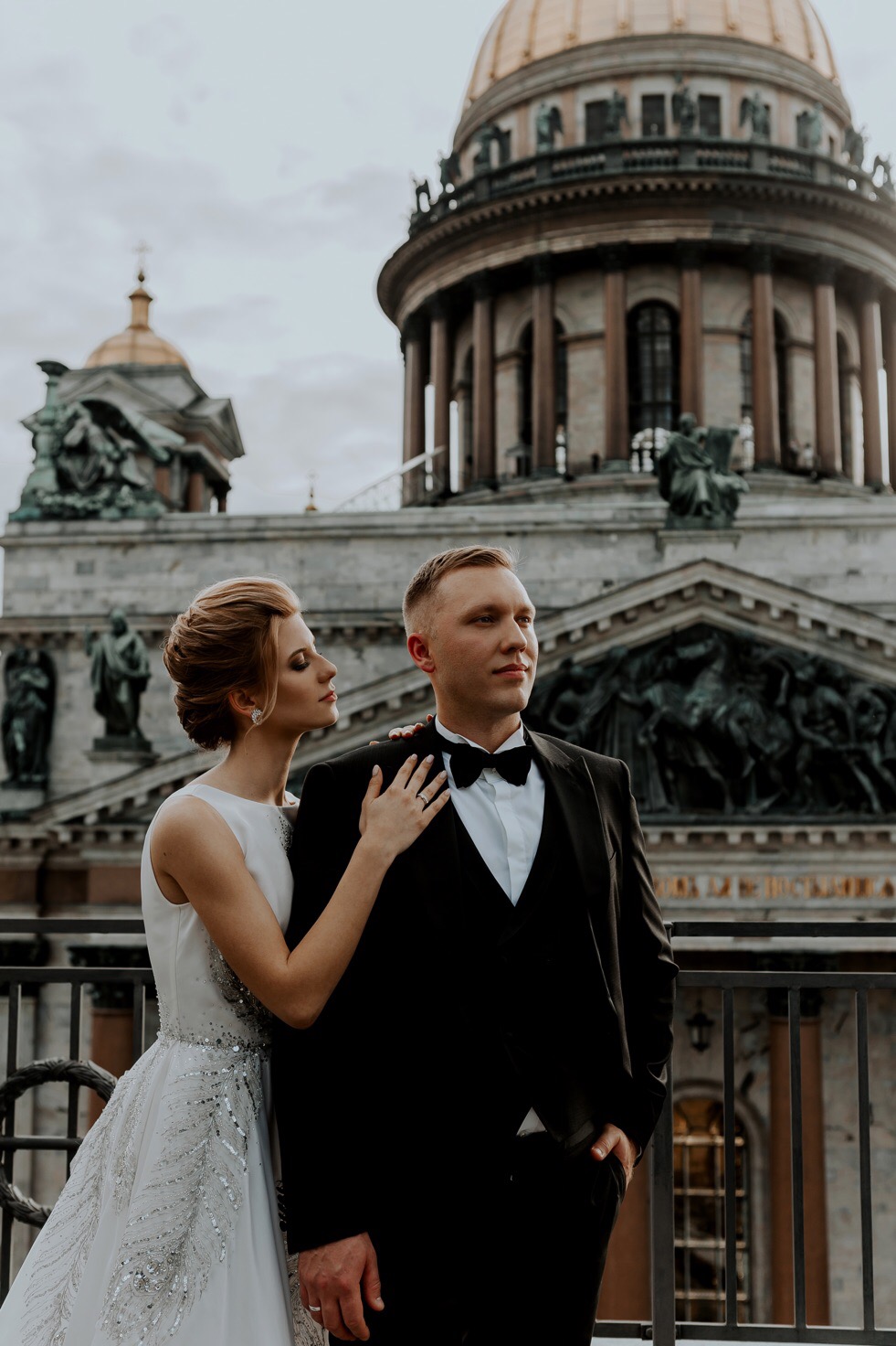 bride, свадебная фотосессия в питере, фото питерских свадеб, свадебная  фотосессия спб весной, свадебные фотографии, свадьба в питере для двоих, Свадебная  прическа и макияж Москва