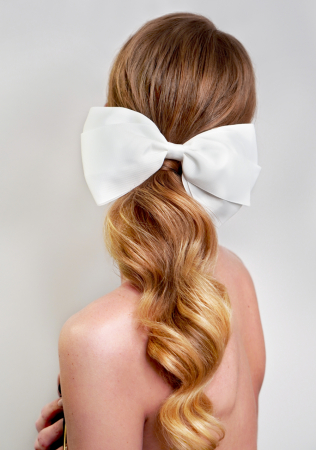 свадебные прически для длинных волос, низкий хвост с бантом, стилист СТИЛИСТ МЕЛЕШКЕВИЧ ЮЛИЯ