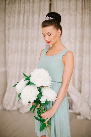 Букет невесты из больших цветов