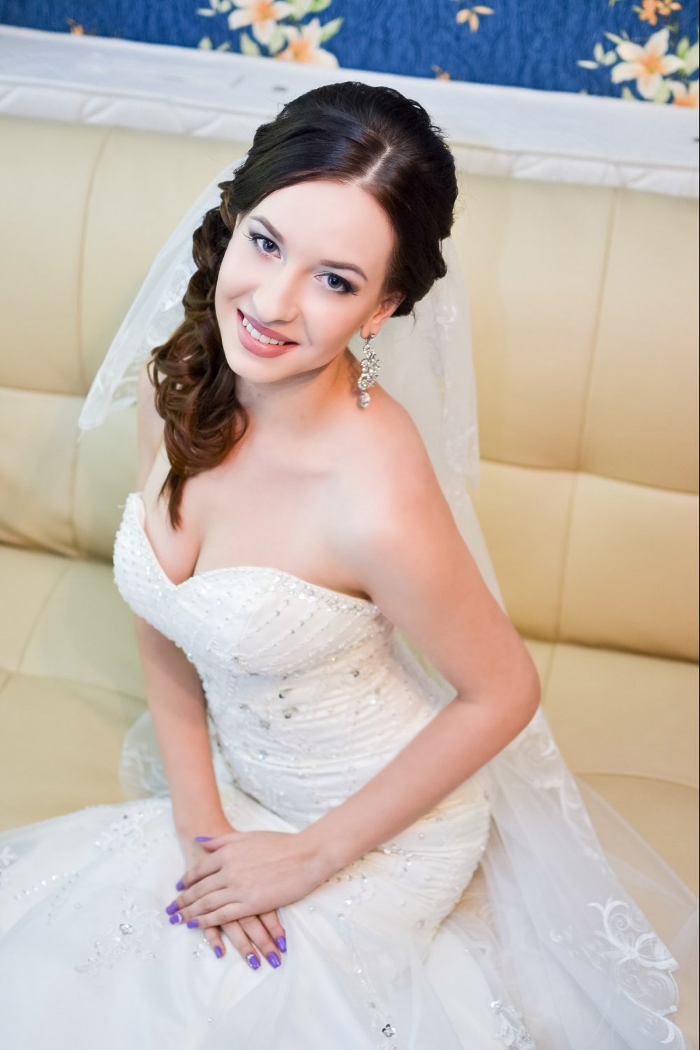 Визажист-стилист: Алена Харченко https://vk.com/clubmakeupkrasnodar
Фотограф: Галина Булина