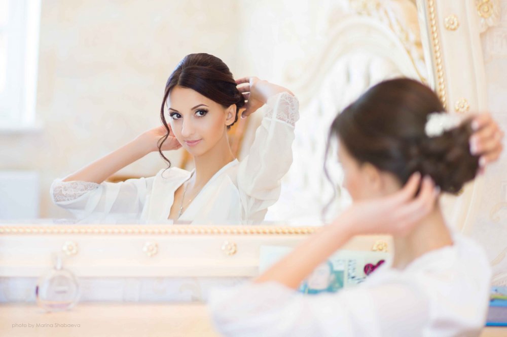 Визажист-стилист: Алена Харченко https://vk.com/clubmakeupkrasnodar
Фотограф: Марина Шабаева https://vk.com/malynx
Невеста: Маргарита Ярковая