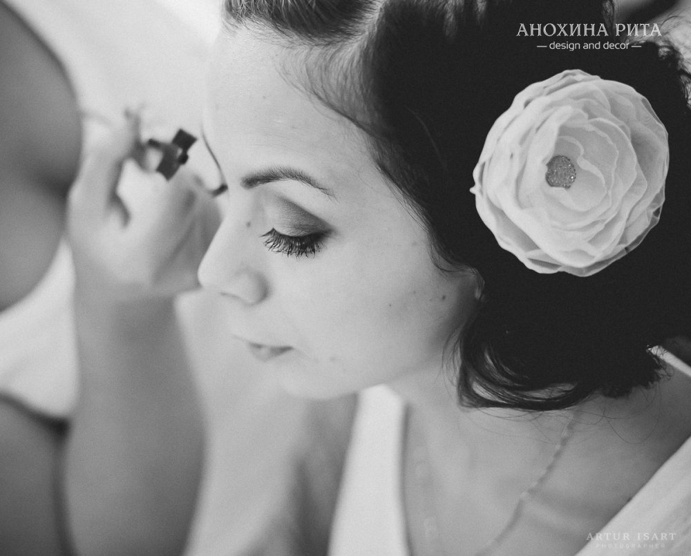 Украшение на голову, ручная работа. Возможны любые цвета.