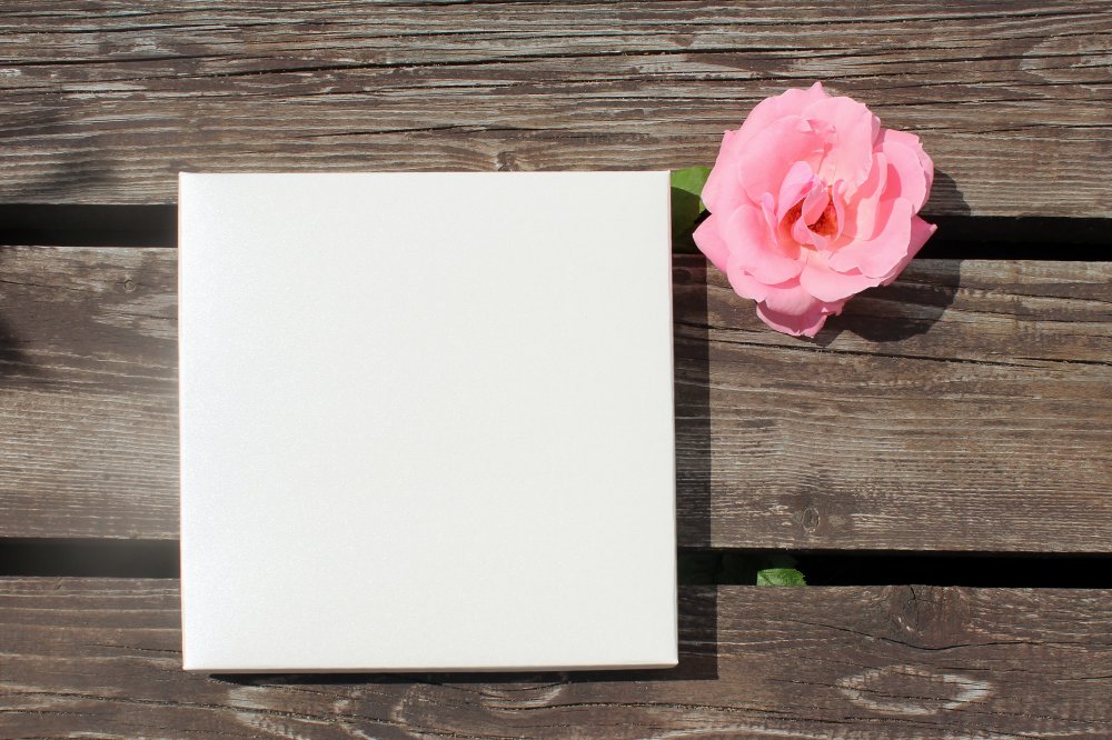 Коробочка для приглашения "Перламутр"