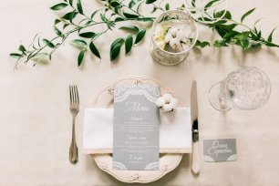 Банкетное меню в сером цвете