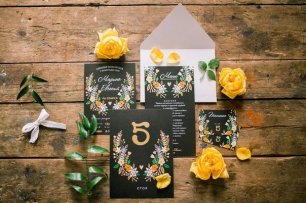 Пригласительное в черном цвете