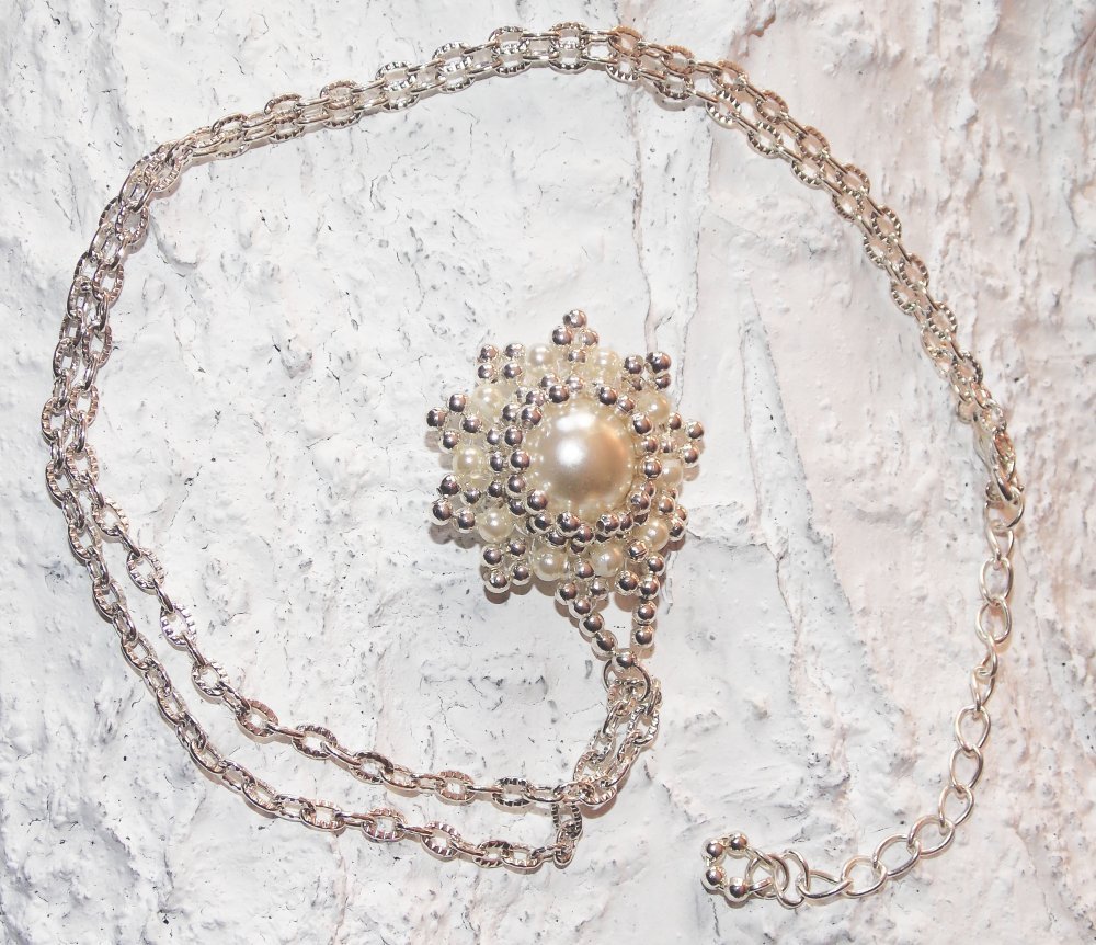 Цена в гривнах!!! 
Кулон "снежная жемчужина"