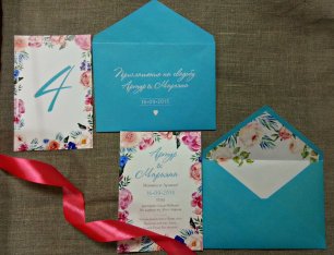 Пригласительные в голубом цвете