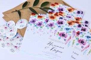 Свадебная полиграфия в цветочном оформлении