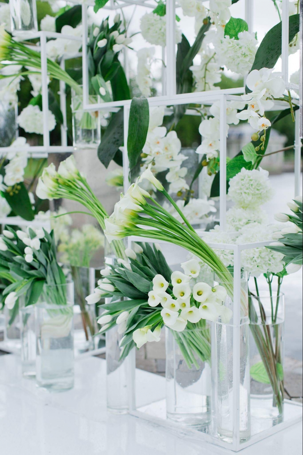 Июньская свадьба в стиле минимализм от студии Maria German Decor