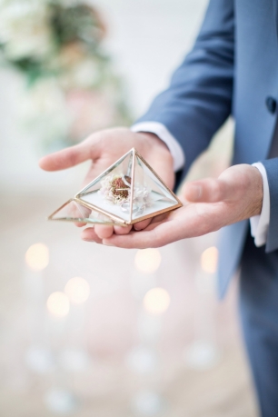 Пирамидка для колец