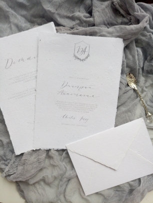 Каллиграфия на бумаге ручной работы