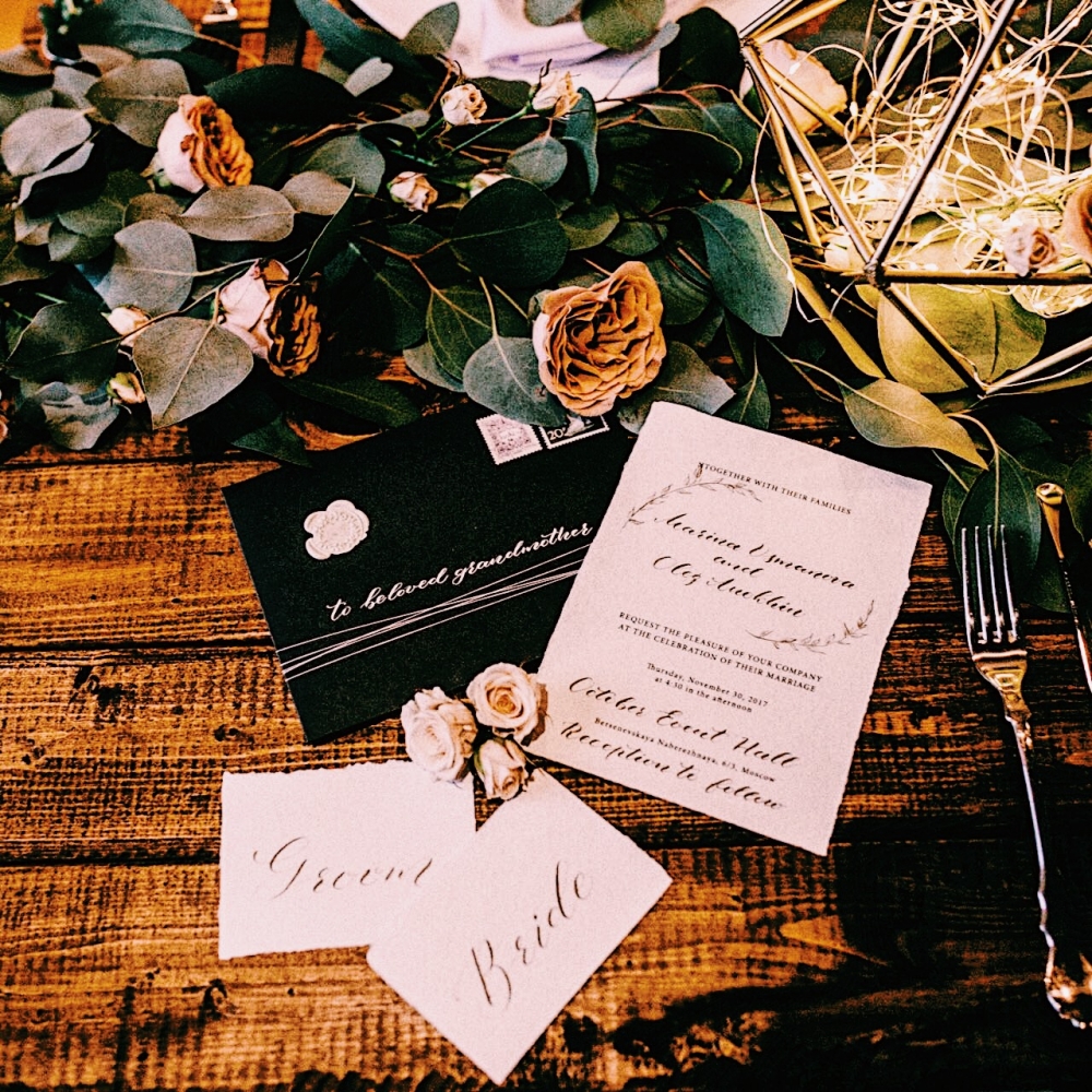 Каллиграфия для агентства Almostmarriage