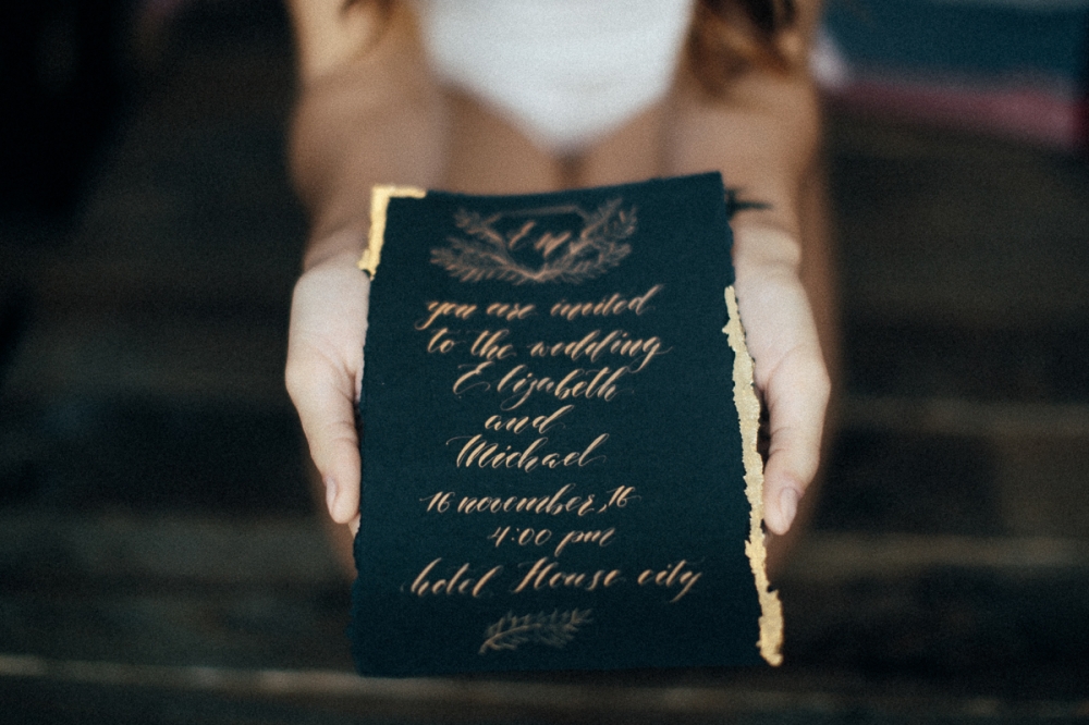 Каллиграфия для МКЖГБарнаул.
Золочение поталью