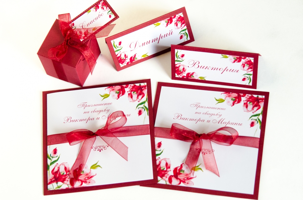 Приглашения на свадьбу в цвет торжества.