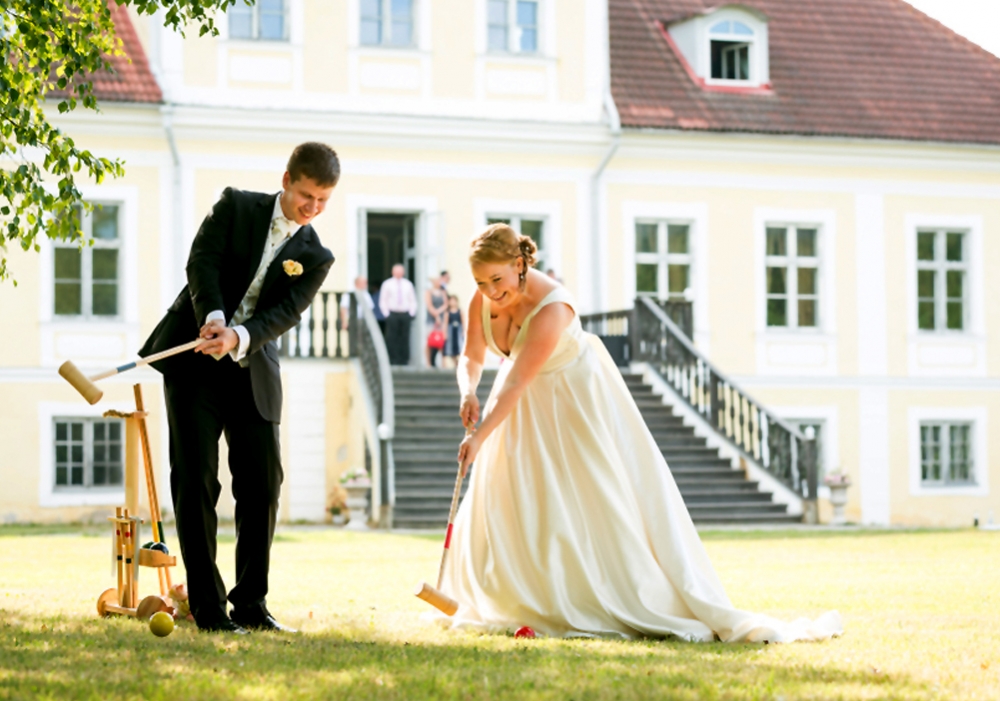 В одной из усадеб Эстонии. Свадьба пары из Англии.
