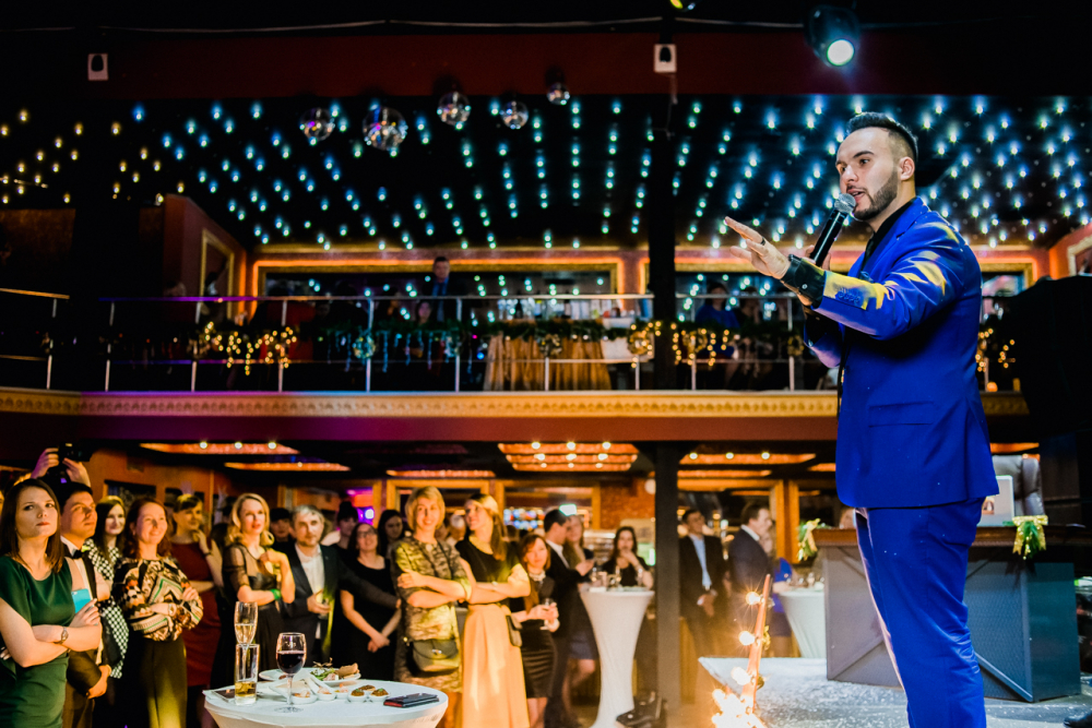 Ведущий на свадьбу
markmirzoyan.ru