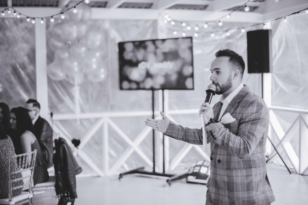 Ведущий на свадьбу
markmirzoyan.ru