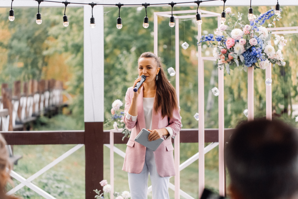 Выездная церемония Полины и Никиты
ведущая Ольга Федосеева