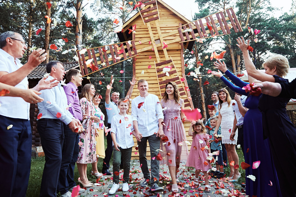 Розовая свадьба Мирина и Артем (02.08.19)
ведущая Ольга Федосеева