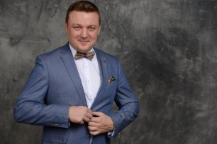 Отличный костюм для свадьбы.