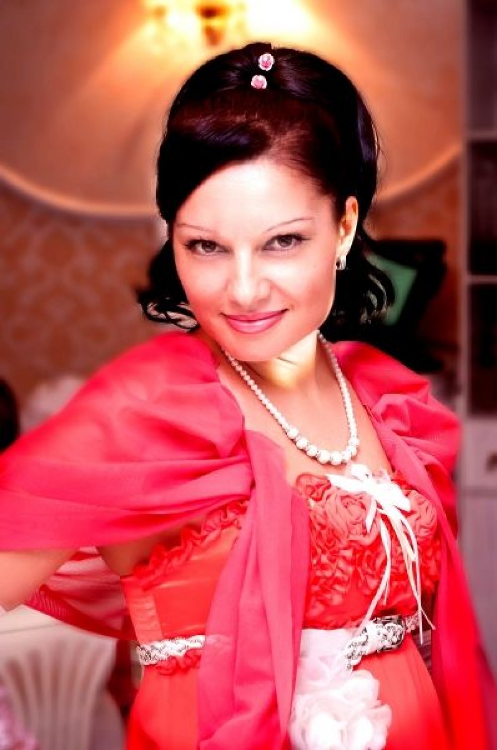 Ведущая праздника Елена Степанская, творческое объединение Доктор Праздник