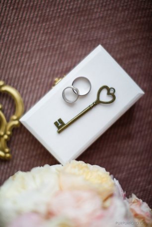 Шкатулка для обручальных колец с ключиком