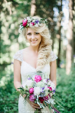 Сказочная Анжелика в лесном образе