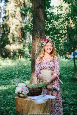 Свадебный регистратор на выездной церемонии