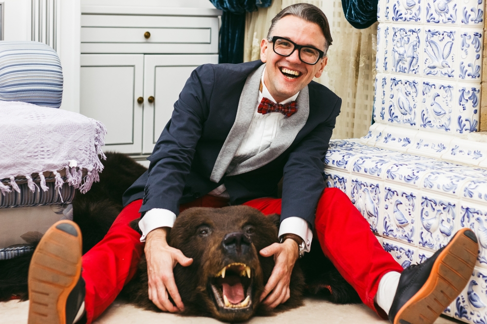 Ведущий в тренде