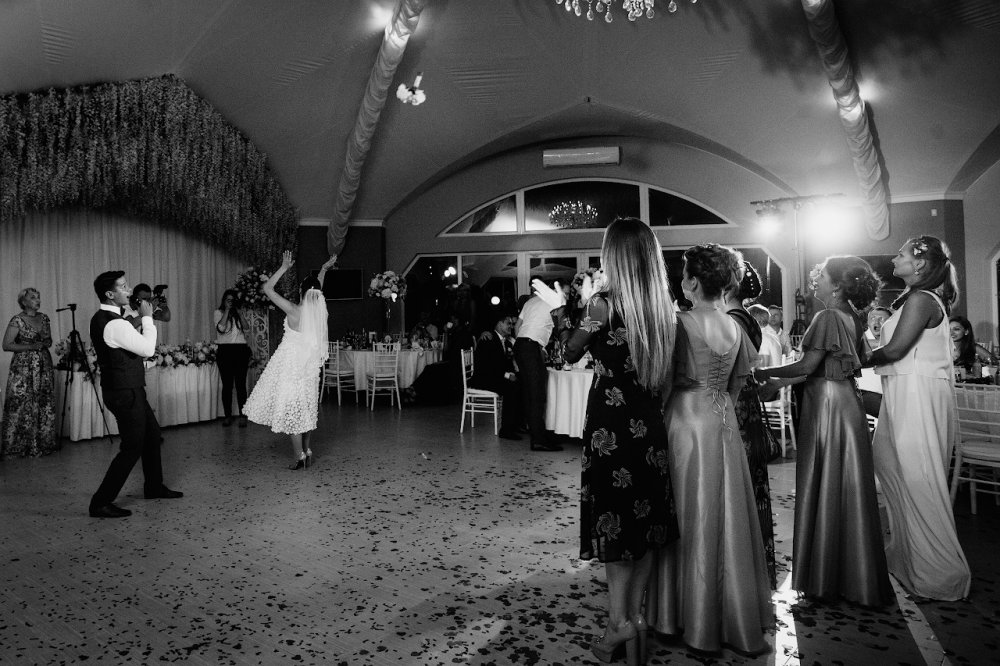 Динамичный, решающий, судьбоносный момент! Главное - не промахнуться!!!
Сезон 2016