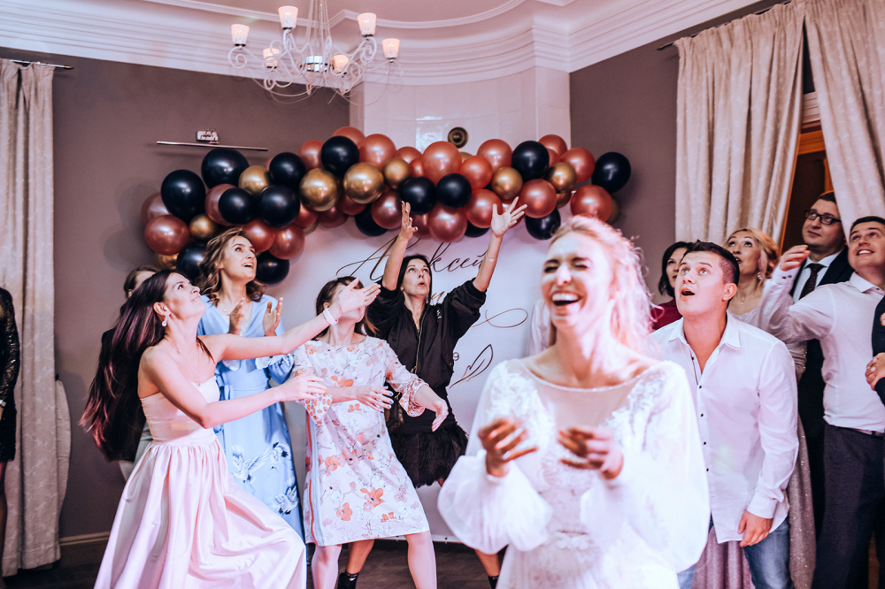 Ведущий Илья Сорокин