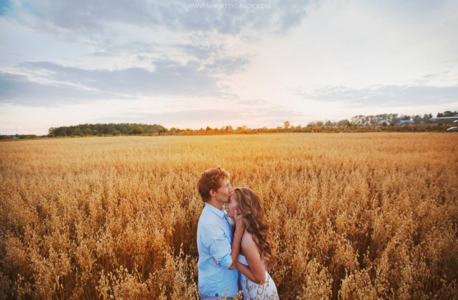 фотосессия love story за городом, фотограф МАРИЯ ЦЫГАНОК