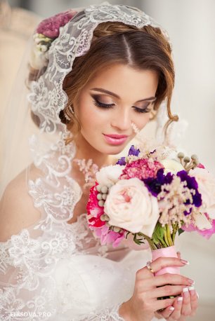 Фата с кружевной окантовкой