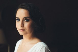 Темный смоки макияж невесты