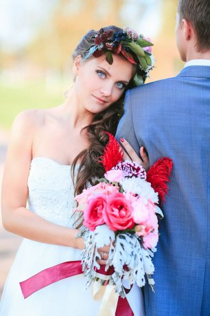 Яркий образ невесты